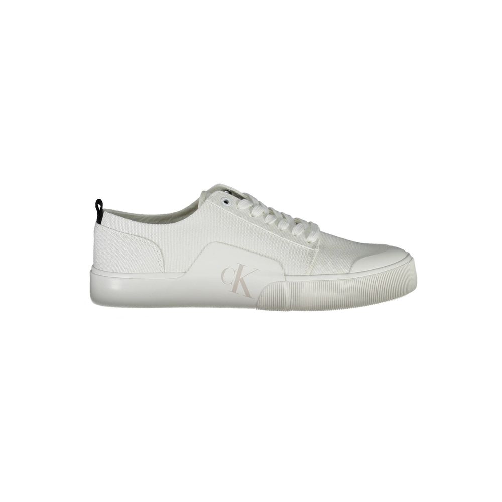 White Cotton Men SneakerRevitalize your stride with the latest from Calvin Klein – where fashion-forward design meets environmental mindfulness. A sleek fusion of style and sustainability, this pair of sports sneakers seamlessly integrates 50% recycled ma
