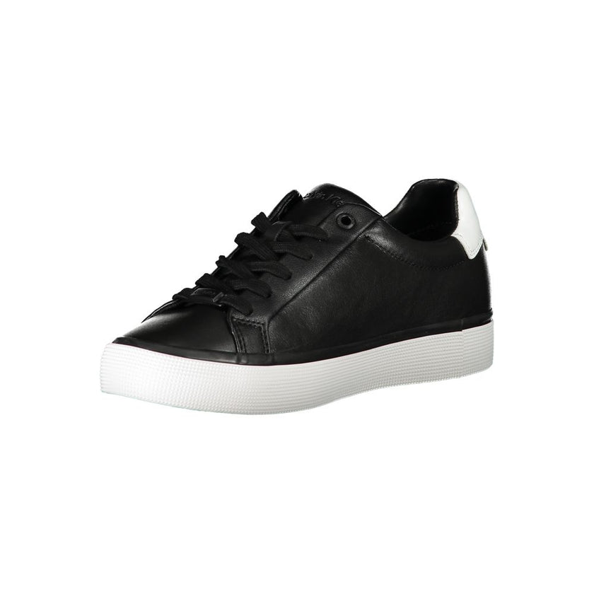 Chic Laced Sports Sneakers with Contrast DetailsStep out in style with these trendy Calvin Klein sneakers, perfect for adding a sporty edge to any outfit. Featuring a sleek black design with eye-catching contrast details and the iconic logo, these eco-fri