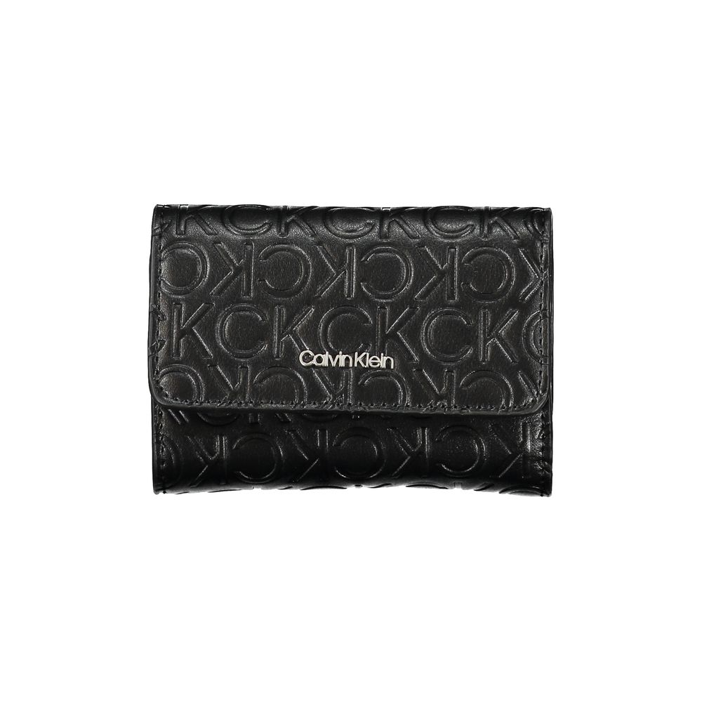 Sleek Black Double-Compartment WalletOrganize your essentials with elegance using this sophisticated black wallet, featuring two main compartments for ample storage space. The chic contrasting details and secure zip and automatic closure system ensure you