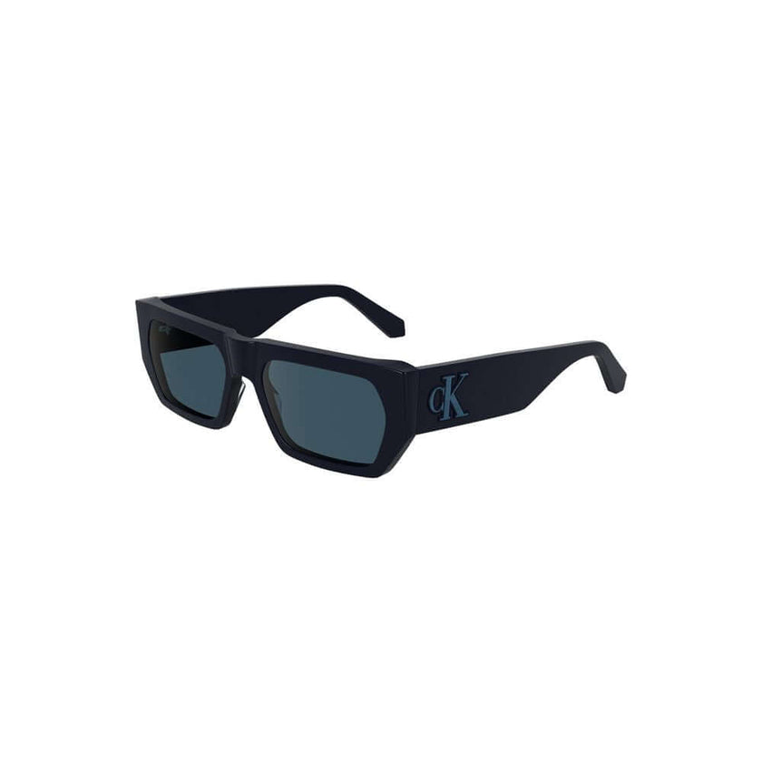 Blue Acetate Women SunglassesElevate your style with the sleek sophistication of Calvin Klein sunglasses. This pair boasts a bio-acetate frame that merges environmental consciousness with high fashion. Its rectangular lenses are tinted in a suave blue, pe