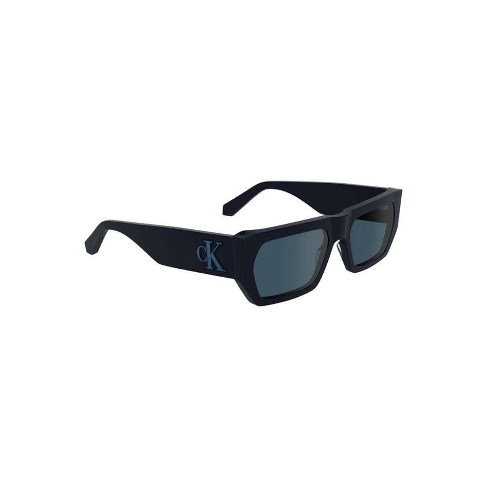 Blue Acetate Women SunglassesElevate your style with the sleek sophistication of Calvin Klein sunglasses. This pair boasts a bio-acetate frame that merges environmental consciousness with high fashion. Its rectangular lenses are tinted in a suave blue, pe