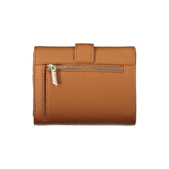 Brown Polyester Women WalletEmbrace the epitome of sleek sophistication with this Calvin Klein wallet, designed to infuse luxury into your everyday. This wallet isn’t just an accessory; it’s a statement—flaunting an external pocket for ease of access and