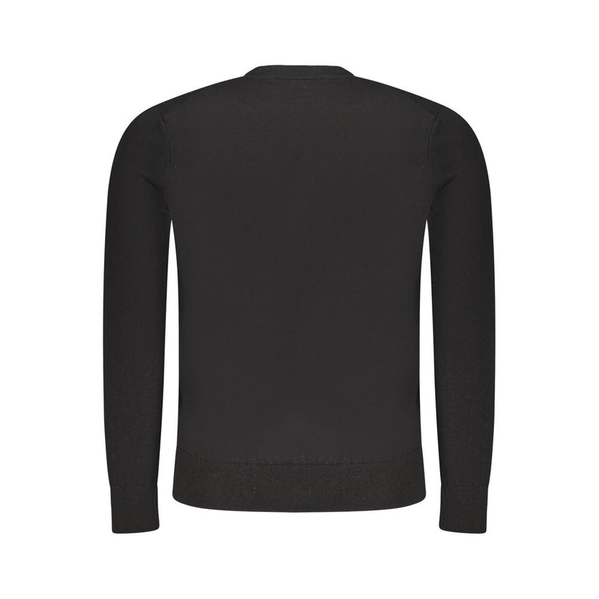 Black Cotton SweaterLONG SLEEVED T-SHIRT, V-NECK, APPLIQUE, LOGOBlack Cotton Sweater${tagsHugo BossAulae Black Cotton Sweater Hugo BossAulae Black Cotton Sweater LONG SLEEVED T-SHIRT, V-NECK, APPLIQUE, LOGO 110296138070,11273,Black,Clothing,Hugo Boss,Long