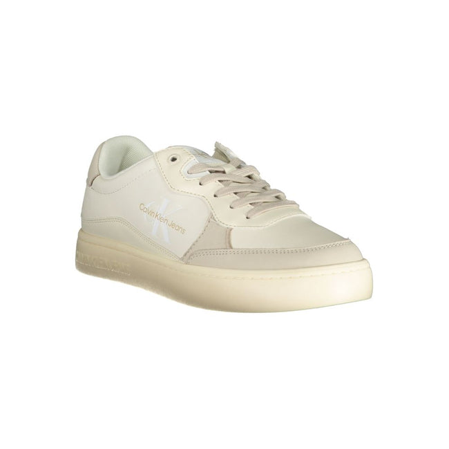 Elegant White Sneakers with Contrast AccentsStep up your shoe game with these sophisticated white sneakers, accented with eye-catching contrast details. Featuring a smooth blend of materials and a bold logo embellishment, these lace-up shoes are a testame
