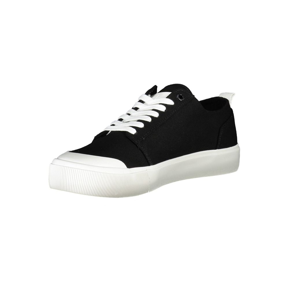 Black Recycled Material Men SneakerElevate your streetwear game with the Calvin Klein difference. A fusion of fashion and sustainability, these sneakers boast a bold black palette accented with striking contrasting details and the iconic logo for an unmis