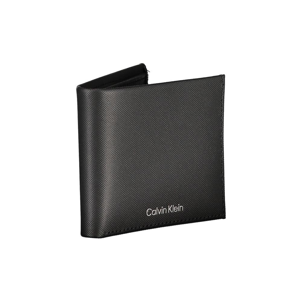 Elegant Leather Dual Compartment WalletExperience the blend of functionality and sleek design with this sophisticated wallet, perfect for the modern individual. Crafted from high-quality leather, this accessory ensures your essentials are stored with eleg