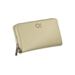 Elegant Beige Zip Wallet with RFID BlockingSecure your essentials in style with this elegant beige wallet featuring a practical design for the modern woman. Boasting RFID blocking technology, this wallet ensures your card data stays safe from unauthorized
