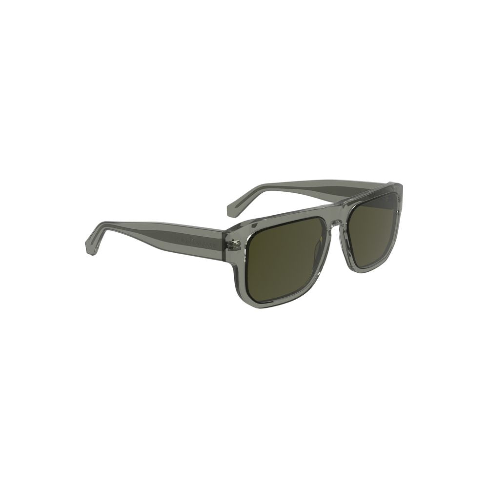 Gray Acetate Men SunglassMake a statement with these Calvin Klein sunglasses, crafted for those who dare to stand out. The acetate frame boasts a bold square shape, complemented by the enigmatic smoke lenses that not only protect your eyes but also add an