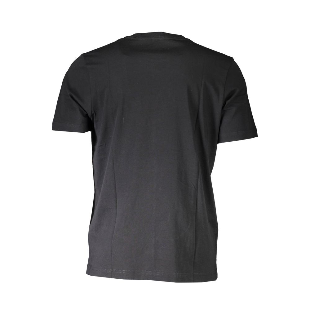 Black Cotton Men T-ShirtIndulge in the epitome of cool with Diesel’s short sleeve T-shirt, a definite must-have for the modern wardrobe connoisseur. Crafted with the finest cotton, this sleek crew neck tee is accentuated with a bold application and the ic