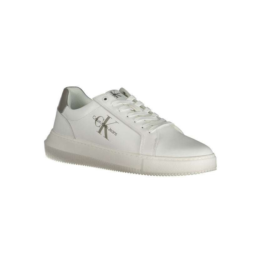 White Leather Men SneakerUnleash your stride with a touch of class in these sleek Calvin Klein sneakers. Designed for the modern urbanite, these shoes offer a perfect blend of sustainability and style, with a 50% recycled thermoplastic rubber sole. The wh