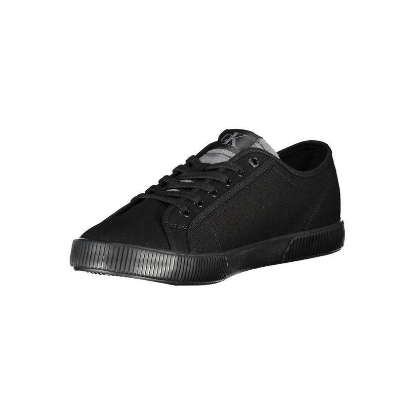 Black Cotton Men SneakerDiscover the ultimate fusion of eco-conscious fashion and sporty style with these Calvin Klein sneakers. Boldly designed with contrasting details and the brand’s iconic logo, these shoes embody a modern aesthetic that catches the e