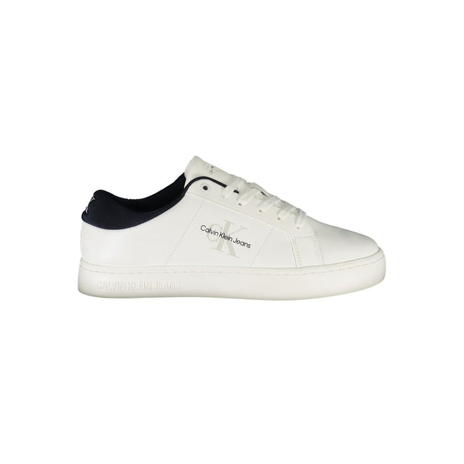 White Leather Men SneakerElevate your sneaker game with Calvin Klein’s striking sports shoe, seamlessly fusing function with high fashion. The crisp white silhouette, adorned with contrasting blue accents, embodies modern design while ensuring comfort thr