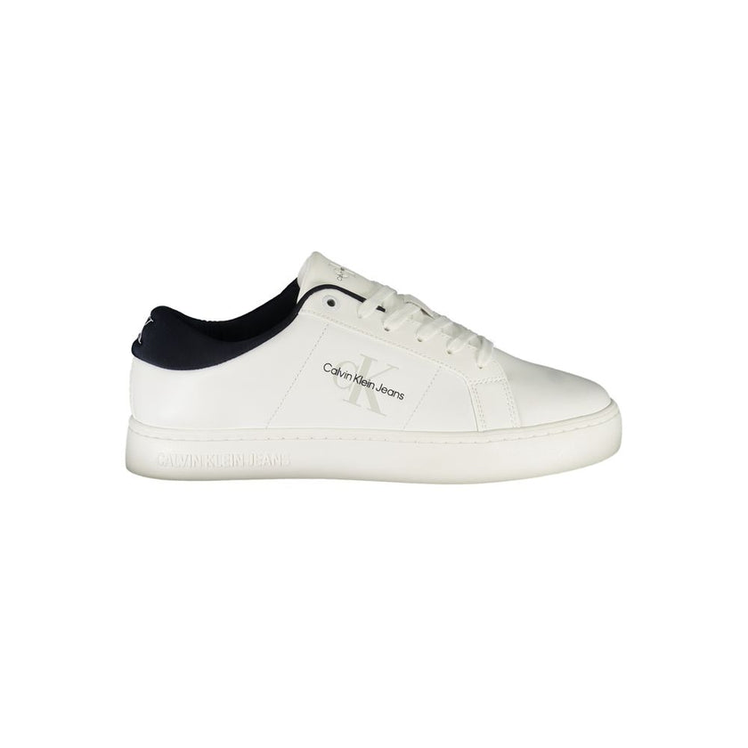 White Leather Men SneakerElevate your sneaker game with Calvin Klein’s striking sports shoe, seamlessly fusing function with high fashion. The crisp white silhouette, adorned with contrasting blue accents, embodies modern design while ensuring comfort thr
