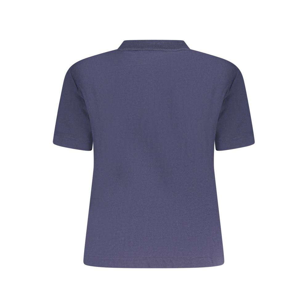 Blue Cotton Women T-ShirtElevate your everyday style with this chic Calvin Klein short sleeve T-shirt. Boasting a bold logo emblazoned across the front, it’s the perfect blend of comfort and high fashion. Crafted from premium cotton, this crew neck top ma