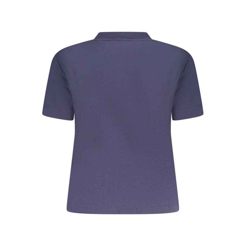 Blue Cotton Women T-ShirtElevate your everyday style with this chic Calvin Klein short sleeve T-shirt. Boasting a bold logo emblazoned across the front, it’s the perfect blend of comfort and high fashion. Crafted from premium cotton, this crew neck top ma