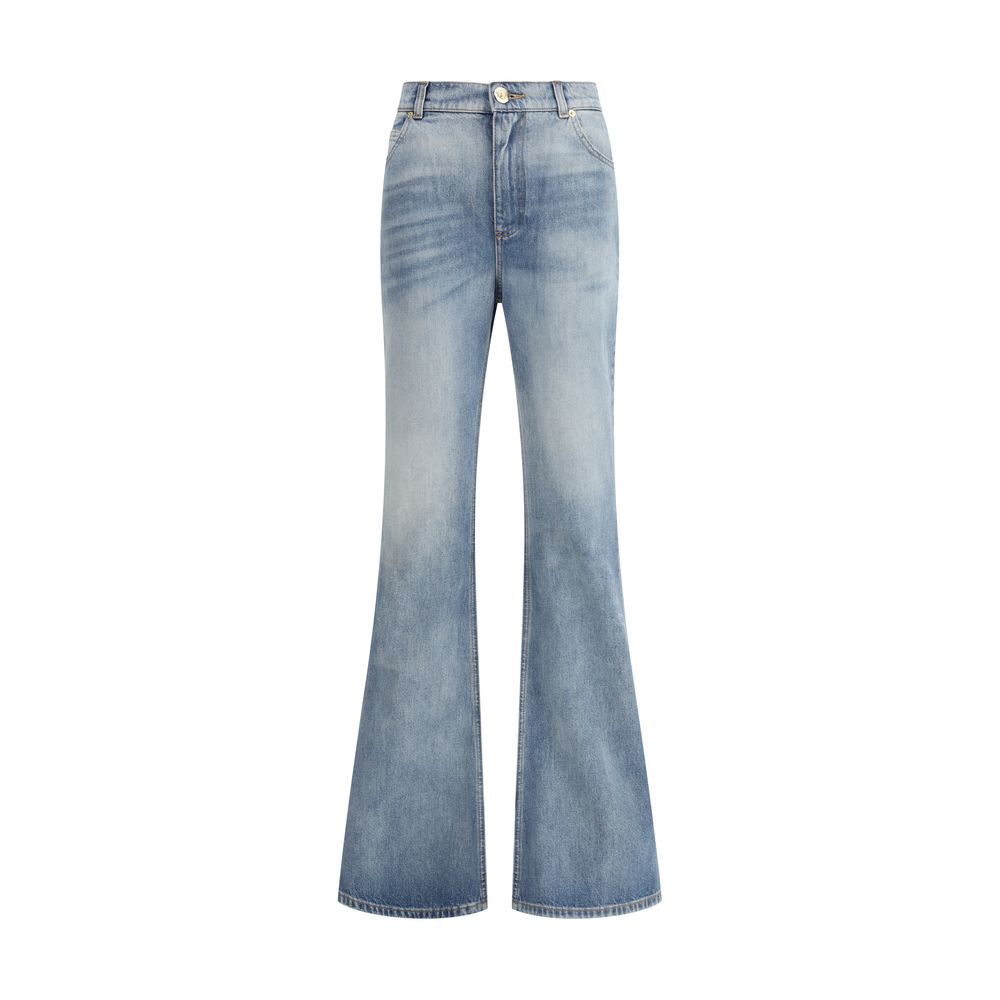 Blue Cotton Flared JeansBalmain’s Flare Jeans revisit a denim classic with iconic details and a sleek silhouette. The five-pocket style is enriched with a waistband with belt loops, including a distinctive triple loop at the back. The front closure is enh