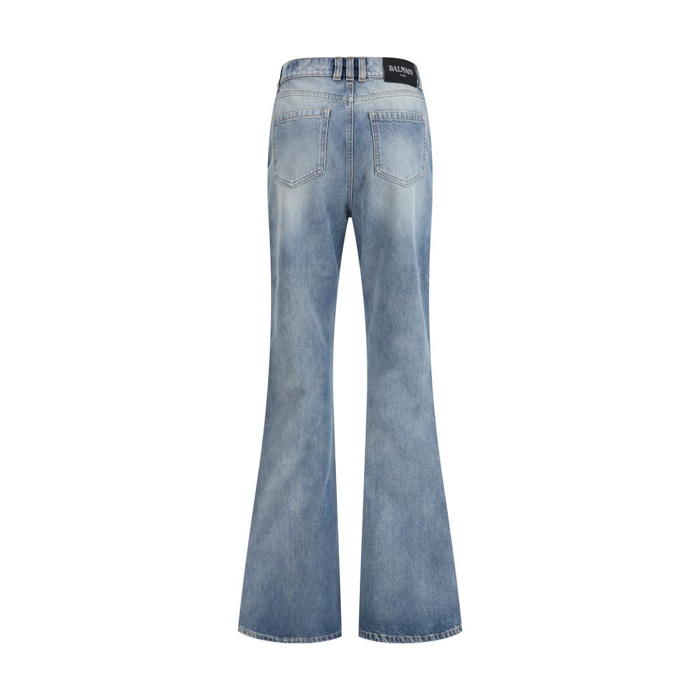 Blue Cotton Flared JeansBalmain’s Flare Jeans revisit a denim classic with iconic details and a sleek silhouette. The five-pocket style is enriched with a waistband with belt loops, including a distinctive triple loop at the back. The front closure is enh