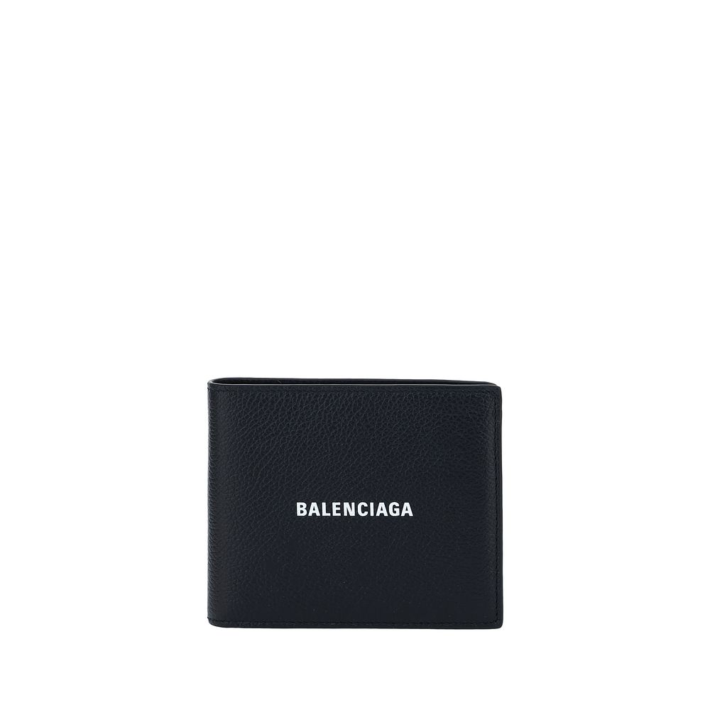 Black Calf Leather Bos Taurus WalletBalenciaga’s Leather Wallet is an essential accessory with a strong character. Featuring a bill fold design, it features the iconic contrasting logo on the front, giving it a distinctive and contemporary touch. The inte