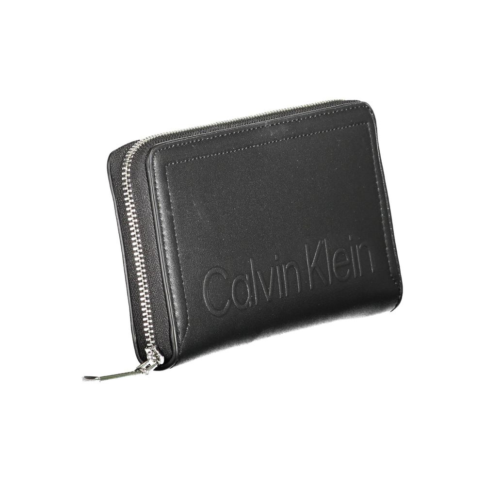Black Polyethylene Walletwallet 5 compartments, coin purse, internal spaces formed by card, rfid lock, zip closure, logoBlack Polyethylene Wallet${tagsCalvin KleinAulae Black Polyethylene Wallet Calvin KleinAulae Black Polyethylene Wallet wallet 5 compart