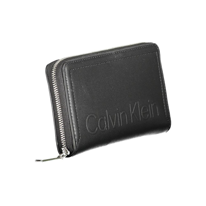 Black Polyethylene Walletwallet 5 compartments, coin purse, internal spaces formed by card, rfid lock, zip closure, logoBlack Polyethylene Wallet${tagsCalvin KleinAulae Black Polyethylene Wallet Calvin KleinAulae Black Polyethylene Wallet wallet 5 compart