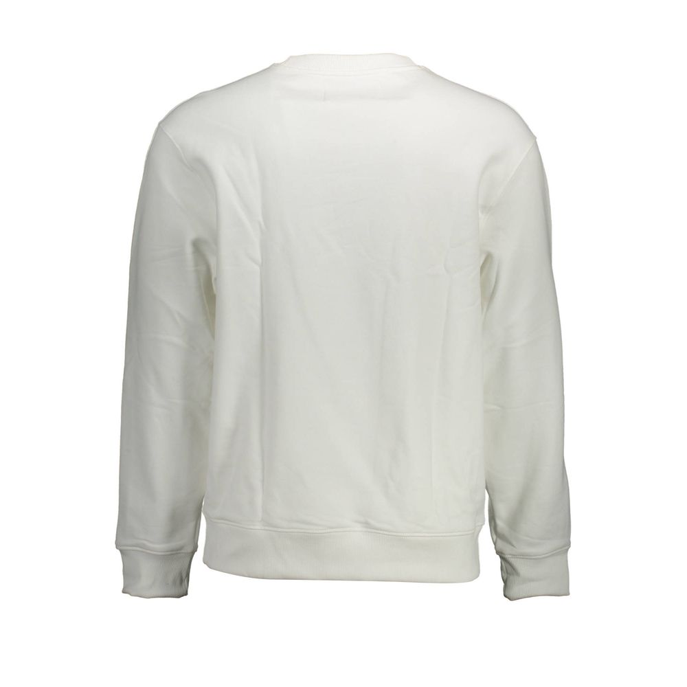 White Cotton Men SweaterDare to make a statement with Calvin Klein’s sleek, white cotton sweatshirt. Meticulously crafted to elevate your style, this piece boasts iconic branding with a bold print logo on the chest, promising to turn heads and keep you at