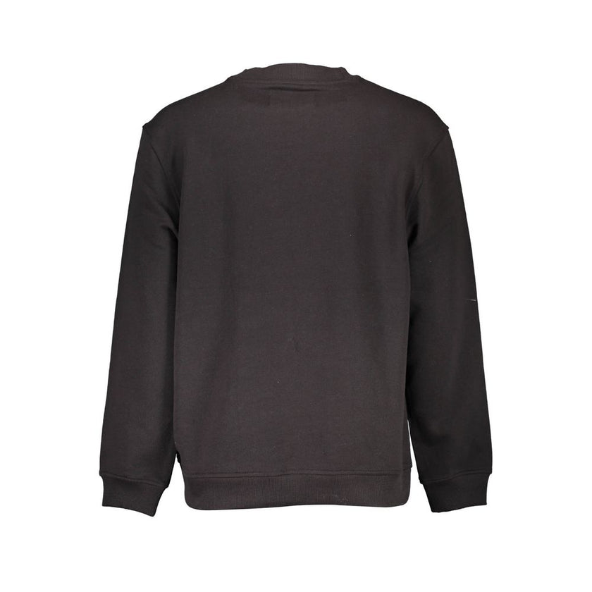 Black Cotton Men SweaterElevate your style with the Calvin Klein difference. This sleek black sweatshirt boasts long sleeves and a contemporary round neck, complete with a bold print and the unmistakable Calvin Klein logo. Crafted from premium cotton, it