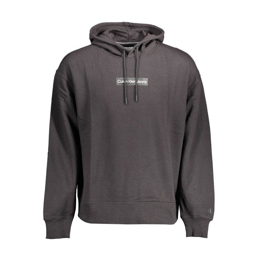 Black Cotton Men SweaterDive into the epitome of urban sophistication with this Calvin Klein masterpiece. The long-sleeved sweatshirt, featuring a sleek hood and a bold logo statement, is accentuated with eye-catching contrasting details that’ll turn head