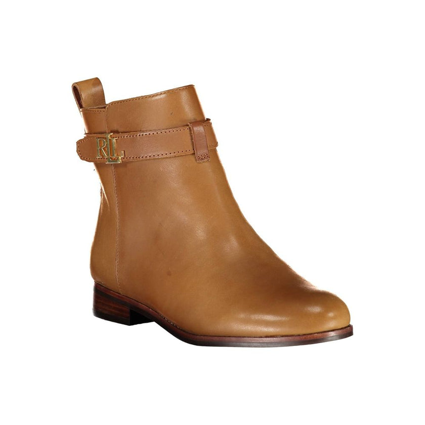 Brown Leather Women BootUnleash your inner fashionista with these Ralph Lauren ankle boots that effortlessly blend chic with edge. Adorned with contrasting details that pop and a side zip for ease, these boots manifest sophistication. Crafted with the fin