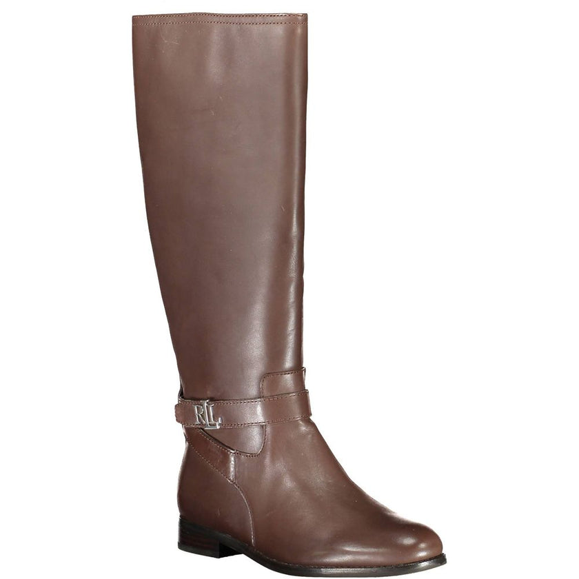 Brown Leather Women BootIndulge in the epitome of equestrian elegance with these Ralph Lauren ‘Brittaney’ high boots. Masterfully crafted with a luxe blend of leather and polyethylene, they stand out with contrasting details and the iconic logo, serving a