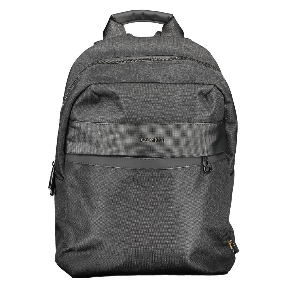 Black Polyester Backpackbackpack 1 handle, adjustable straps, 1 external pocket, contrasting details, zip closure, logo, 100% recycled polyesterBlack Polyester Backpack${tagsCalvin KleinAulae Black Polyester Backpack Calvin KleinAulae Black Polyester Back