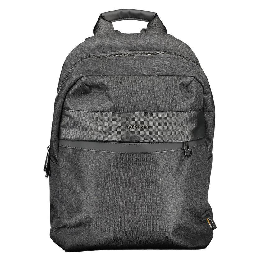 Black Polyester Backpackbackpack 1 handle, adjustable straps, 1 external pocket, contrasting details, zip closure, logo, 100% recycled polyesterBlack Polyester Backpack${tagsCalvin KleinAulae Black Polyester Backpack Calvin KleinAulae Black Polyester Back