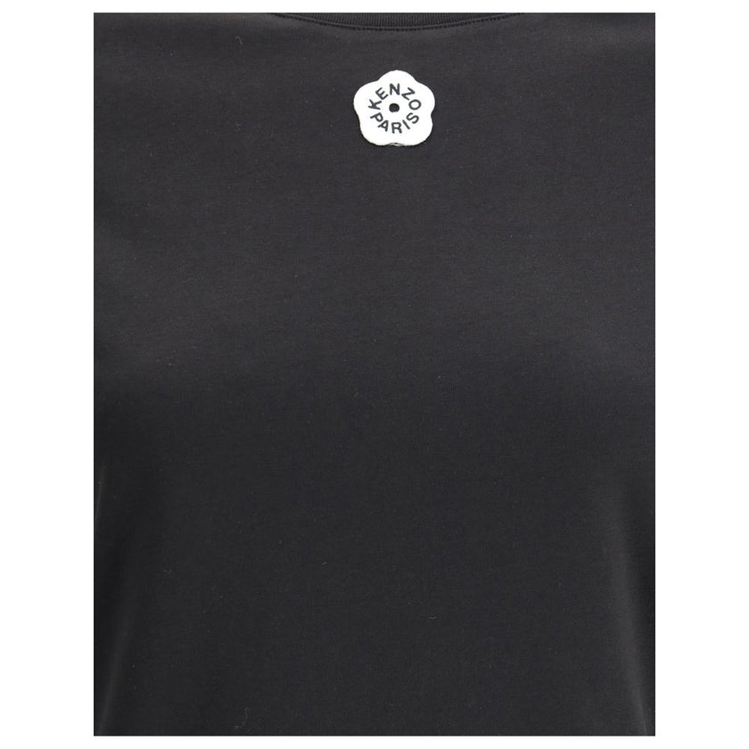 Black Cotton T-ShirtKenzo’s Gots Boke Flower 2.0 cotton T-Shirt expresses the brand’s creative spirit through an essential yet distinctive design. Made of GOTS-certified cotton, a guarantee of sustainability and quality, it features a ribbed crew neck tha
