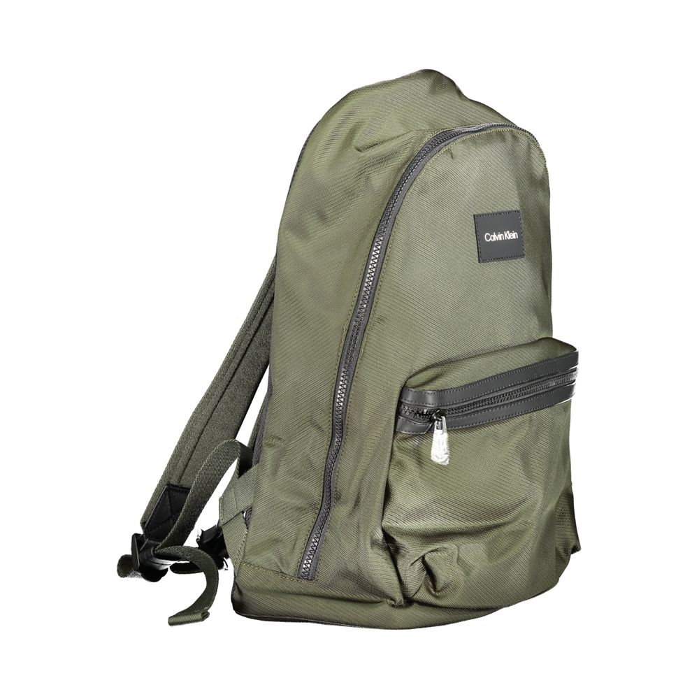 Green Polyester BackpackBACKPACK 1 HANDLE, ADJUSTABLE STRAPS, 1 EXTERNAL POCKET, 1 INTERNAL POCKET, 1 INTERNAL COMPARTMENT WITH LAP-TOP HOLDER, PEN HOLDER SPACES, CONTRASTING DETAILS, WATER REPELLENT, ZIP CLOSURE, APPLICATION, LOGO, 95% RECYCLED POLYESTER
