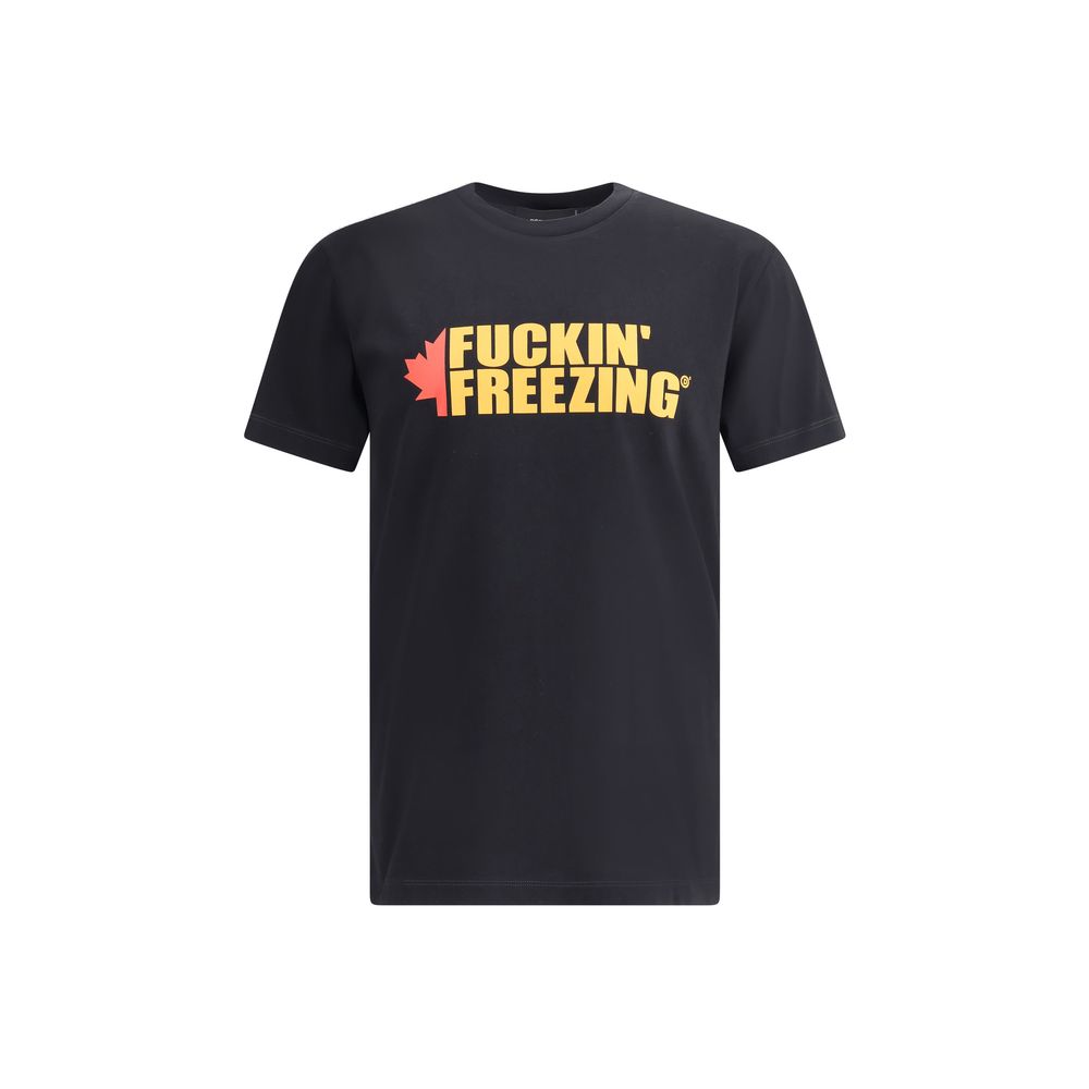 Black Cotton T-ShirtCotton T-shirt by Dsquared2 features a ribbed crew neck for comfort and fit. The front is decorated with a contrasting maxi print for a modern, impactful look. Season: AW25 Fit: Regular Composition: 100% Cotton MADE IN ROMANIABlack Cot