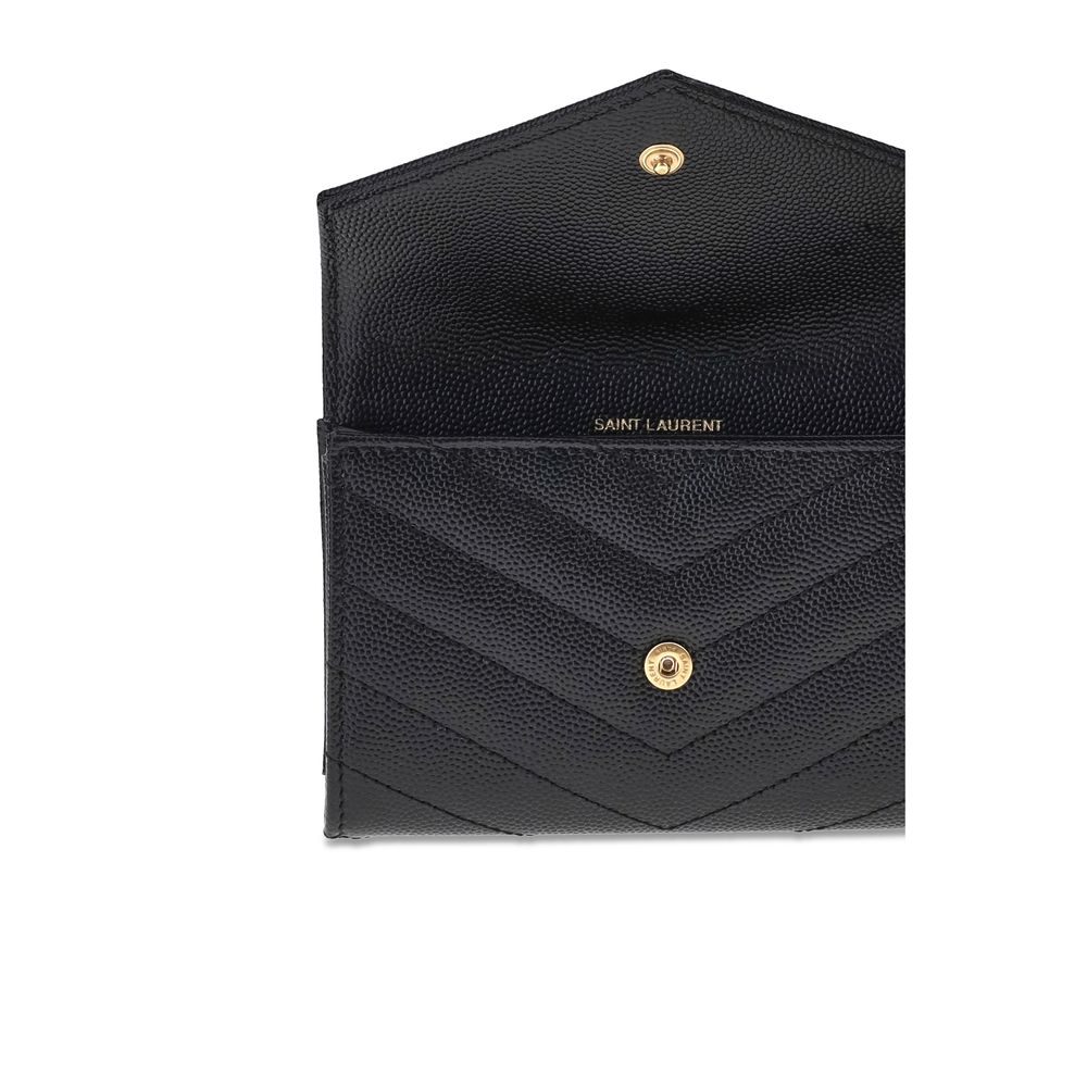 Leather WalletSaint Laurent’s leather Wallet combines functionality and style in a compact and elegant design. Featuring a snap-button closure, it features a logo plaque on the front that adds an iconic touch. There is a handy slit pocket on the back, whi