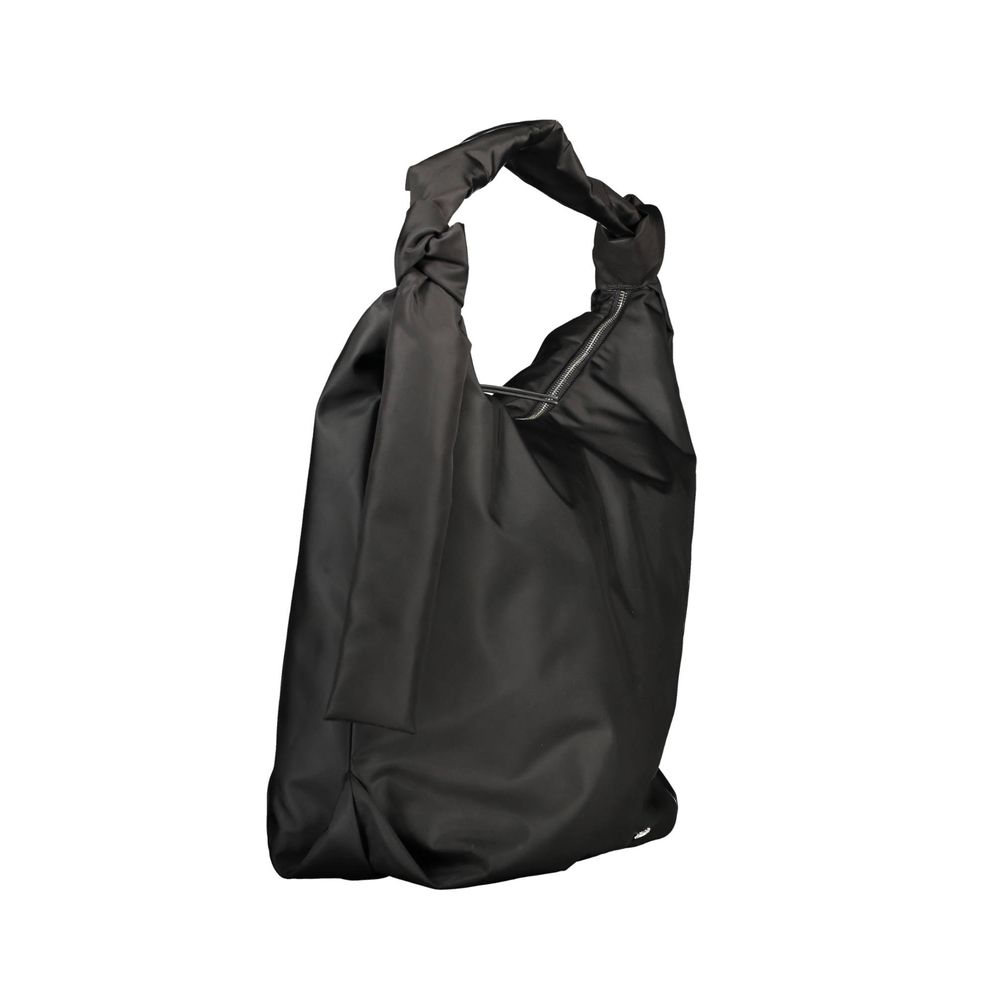 Black Polyester Handbagbag, 1 shoulder handle, 2 inside pockets, application, logo, 60% recycled polyesterBlack Polyester Handbag${tagsCalvin KleinAulae Black Polyester Handbag Calvin KleinAulae Black Polyester Handbag bag, 1 shoulder handle, 2 inside poc