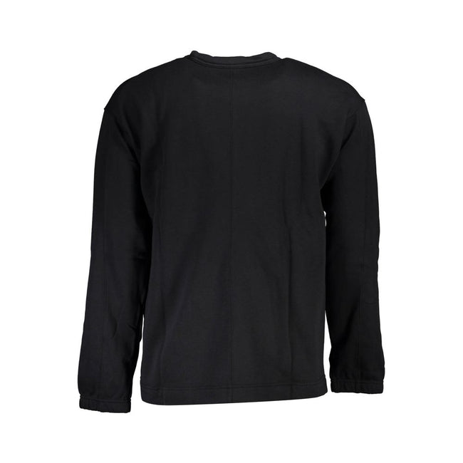Black Cotton Men SweaterDare to make a bold style statement with this Calvin Klein sweatshirt – a masterpiece that flawlessly combines comfort with iconic fashion. Crafted from a superior blend of cotton and polyester, this sweatshirt offers a plush feel