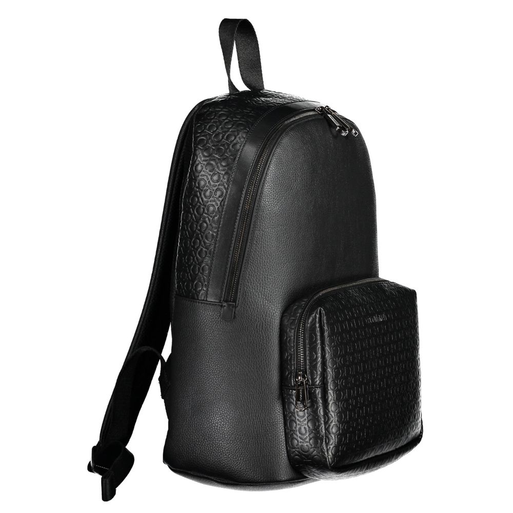Black Polyester Backpackbackpack 1 handle, adjustable straps, 1 external pocket, 1 internal pocket, internal compartment, internal pen holder spaces, contrasting details, zip closure, logo, 100% recycled polyesterBlack Polyester Backpack${tagsCalvin Klein