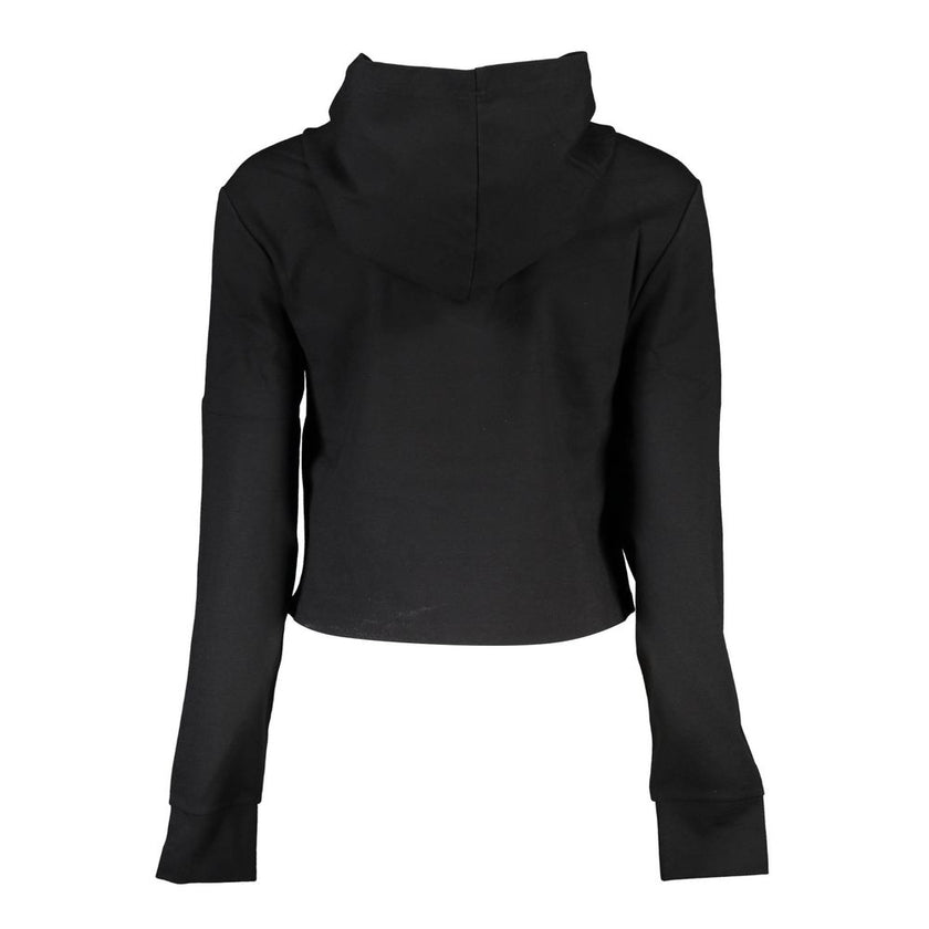Black Viscose Women's SweaterStep into the epitome of bold comfort with this Calvin Klein long-sleeved hooded sweatshirt. Meticulously crafted with a blend that prioritizes sustainability, it features striking contrasting details that catch the eye. The s