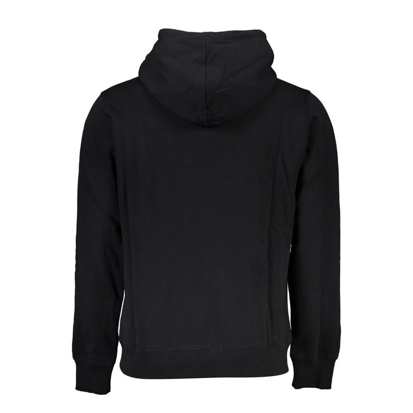 Black Cotton Men SweaterStep into sophistication with this sleek Calvin Klein sweatshirt, an emblem of bold style and superior comfort. Crafted in plush cotton with a cozy fleece interior, it ensures you stay warm with a dash of iconic fashion. The centra