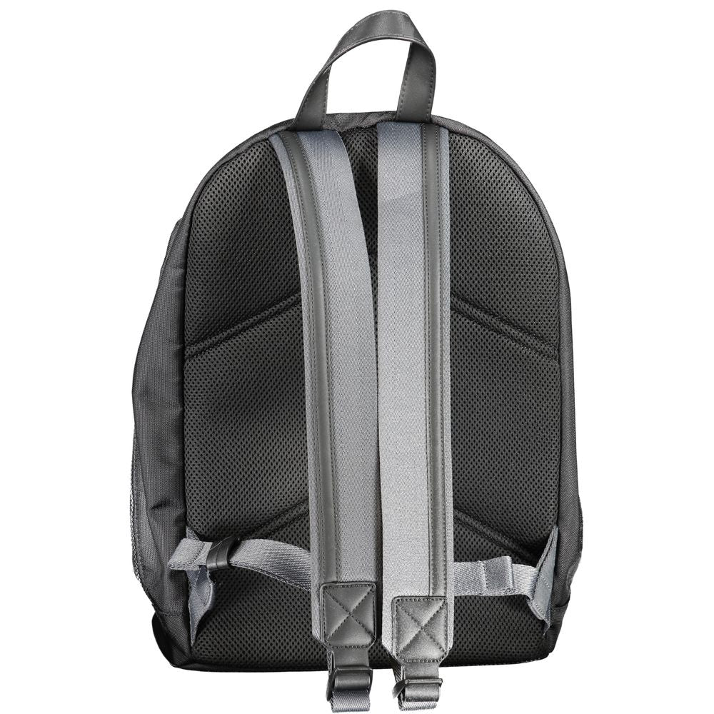 Black Polyester BackpackBACKPACK 1 HANDLE, ADJUSTABLE STRAPS, 1 EXTERNAL POCKET, 1 INTERNAL POCKET, 1 INTERNAL COMPARTMENT WITH LAP-TOP HOLDER, PEN HOLDER SPACES, CONTRASTING DETAILS, WATER REPELLENT, ZIP CLOSURE, APPLICATION, LOGO, 95% RECYCLED POLYESTER