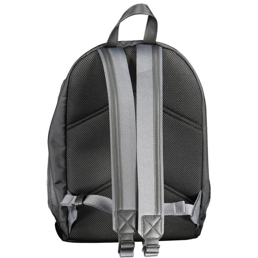 Black Polyester BackpackBACKPACK 1 HANDLE, ADJUSTABLE STRAPS, 1 EXTERNAL POCKET, 1 INTERNAL POCKET, 1 INTERNAL COMPARTMENT WITH LAP-TOP HOLDER, PEN HOLDER SPACES, CONTRASTING DETAILS, WATER REPELLENT, ZIP CLOSURE, APPLICATION, LOGO, 95% RECYCLED POLYESTER