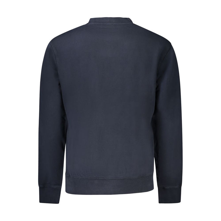 Blue Cotton Men SweaterIndulge in the epitome of high-end comfort with Hugo Boss’s latest creation. This long-sleeve sweatshirt exudes effortless style, featuring a brushed interior for ultimate softness, a classic crew neck design, and bold logo print th