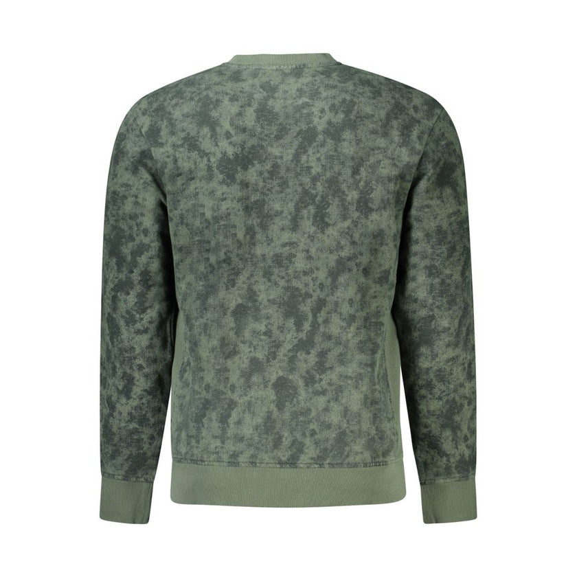 Green Cotton Men SweaterElevate your wardrobe with the impeccable craftsmanship of Hugo Boss. This long sleeve sweatshirt is a testament to the brand’s attention to detail, featuring brushed cotton for an ultra-soft touch and contrasting accents for a bol