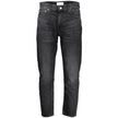 Blue Cotton Women's JeanElevate your wardrobe with a timeless classic from Calvin Klein—these chic 5-pocket jeans blend modern sophistication with functionality. Embrace contemporary style with the subtle flair of zip and button closure, complemented by t