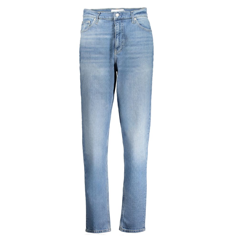 Blue Cotton Women JeansElevate your denim game with the quintessential Calvin Klein mom jeans. Fashioned for those who dare to make a statement, these jeans blend classic charm with modern ethos. Flaunting a washed effect for that beloved vintage appeal,