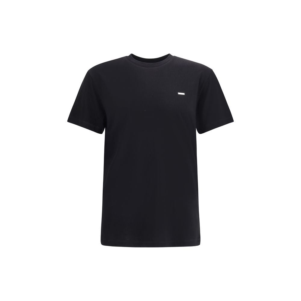 Black Cotton T-ShirtDsquared2’s cotton T-Shirt is an essential garment with an urban, contemporary style. Made from soft cotton, it features a ribbed crew neck for comfort and durability. Printed on the front is the brand’s iconic contrasting monogram, a