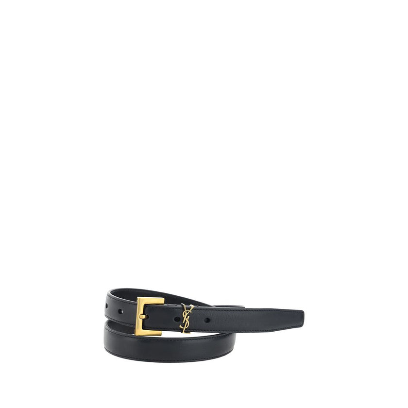 Black Calf Leather Bos Taurus Thin BeltSaint Laurent’s Cassandre slim Belt is a refined, minimalist accessory made of high-quality smooth leather. The closure is entrusted to a discreet brass buckle, while the YSL logo, placed on the side, adds an iconic