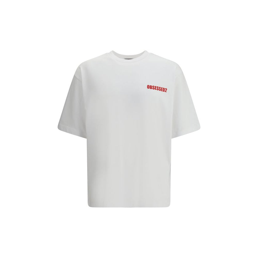 White Cotton T-ShirtDsquared2’s T-Shirt is a casual piece with a strong character, made from cotton and finished with a classic ribbed crew neck. The contrasting Obsessed2 print stands out on the front and the iconic signature on the back adds a graphic a