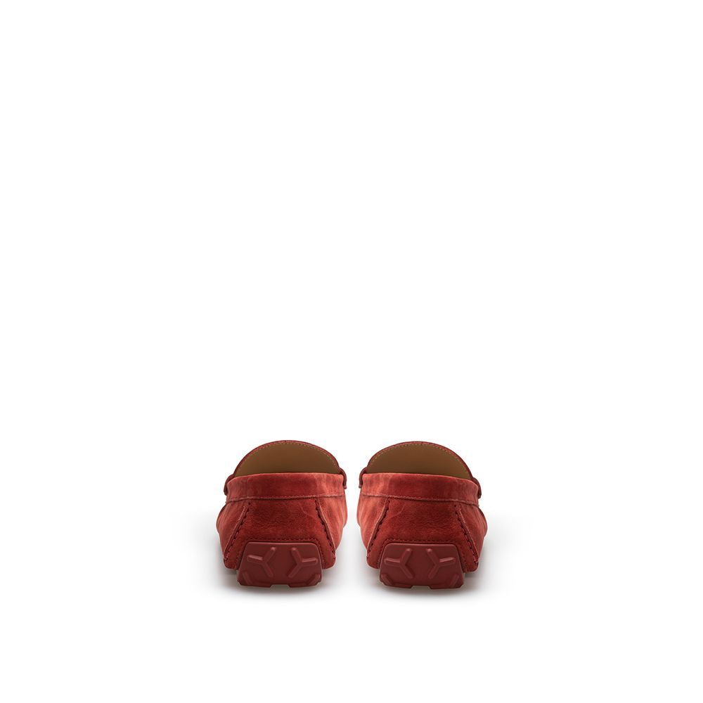Bordeaux Leather MoccassinBally Bordeaux suede leather penny loafer. Round toe, tone-on-tone topstitching, rubber sole, rubber insert at back with engraved logo. Suede band on front. Non-slip rubber band outsole. Composition:100% Leather-Sku inside:24GEN5